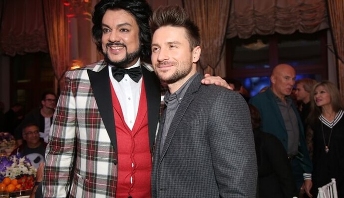 Любимый таблоид Путина записал Лазарева и Киркорова в братья