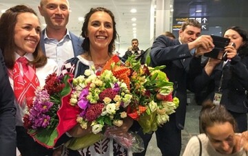 Джамала позабавила сети деталью интерьера на фото из дома