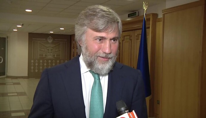 В Конституційному суді почали розглядати закон про мову