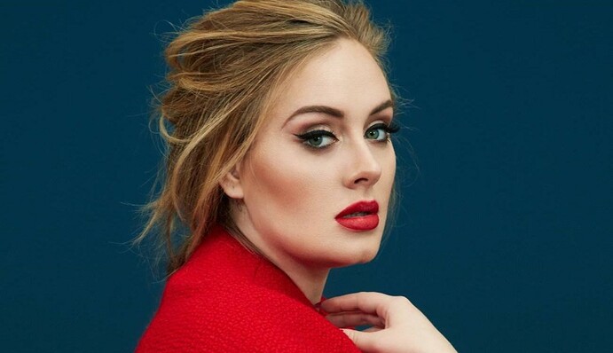 Адель заинтриговала анонсом новой песни: опубликовано видео