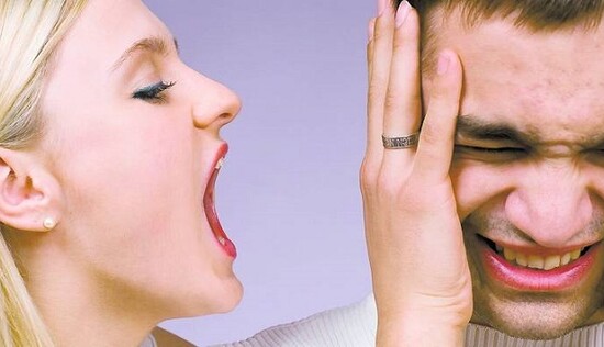 Сети в восторге от видео с любовной ссорой по итогам 2,5 млн лет эволюции