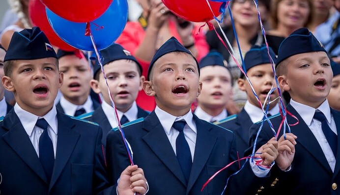 В России собрали самые яркие курьезы с гимном РФ