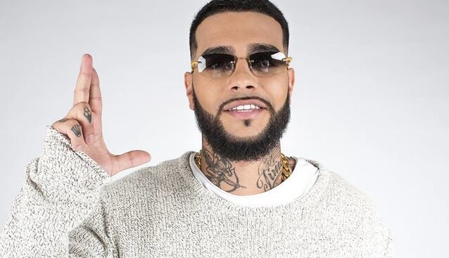 Пропутинского певца уличили в издевательстве над гибелью МН17