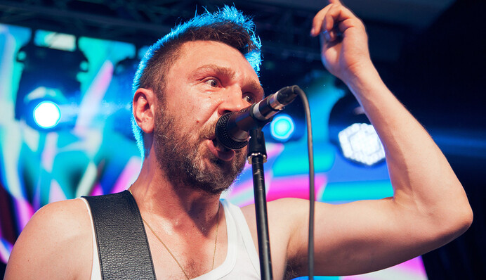 Российского чиновника уволили из-за песни Шнура