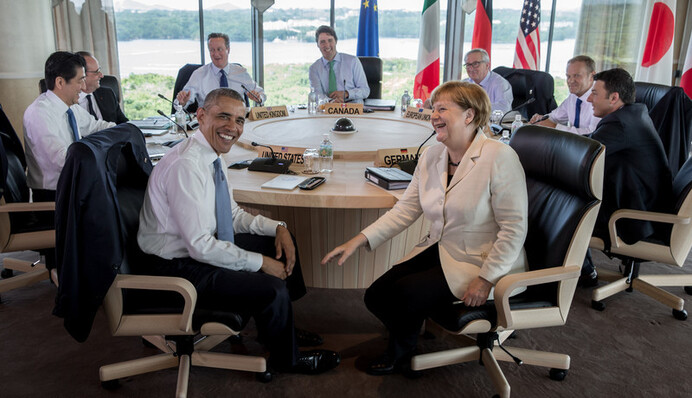 Санкції легко накласти, але важко зняти: блогери обговорюють рішення G7 щодо Росії