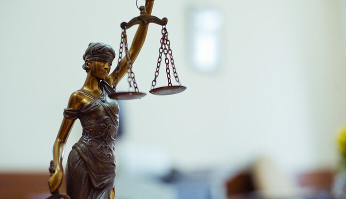 Все ще торгуються: хто з депутатів готовий підтримати судову реформу Порошенка