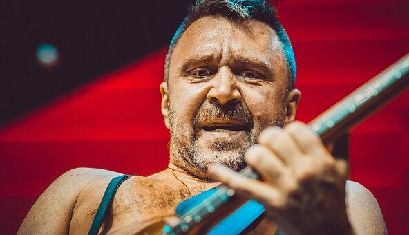 У Шнура объяснили отмену концерта в России