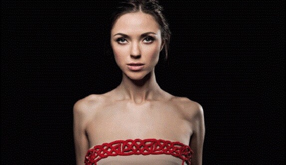 Украинская поп-звезда выходит замуж: опубликованы фото