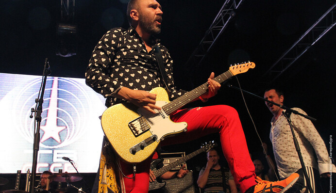 Появилось новое видео к скандальному клипу Шнура