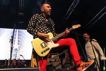 Появилось новое видео к скандальному клипу Шнура