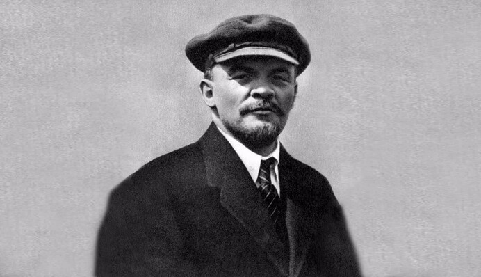 Коммунисты РФ превратили Ленина в секс-символ: опубликовано фото