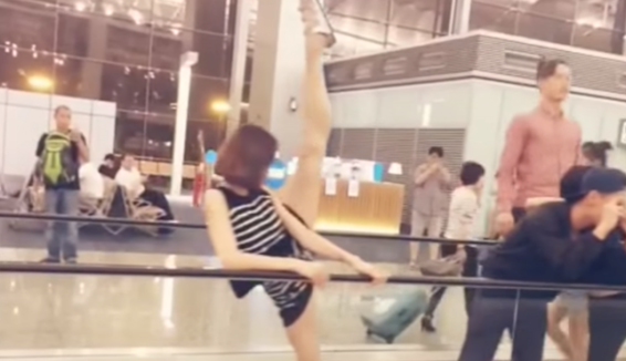 Сети в восторге от видео с импровизированным танцем в Китае