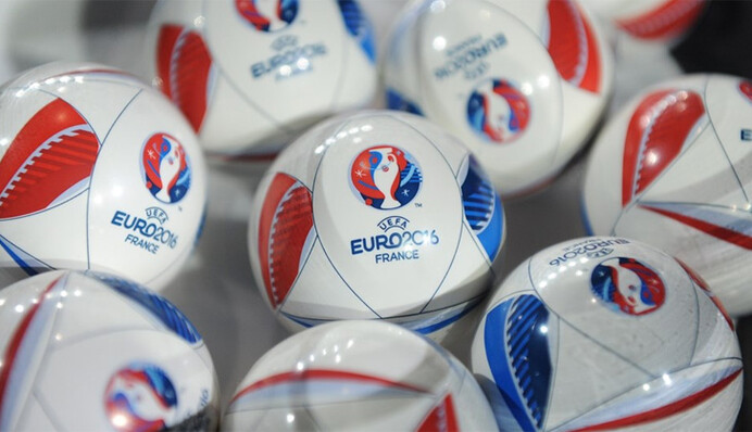 В Германии устроили пикантную рекламу Евро-2016: опубликовано фото