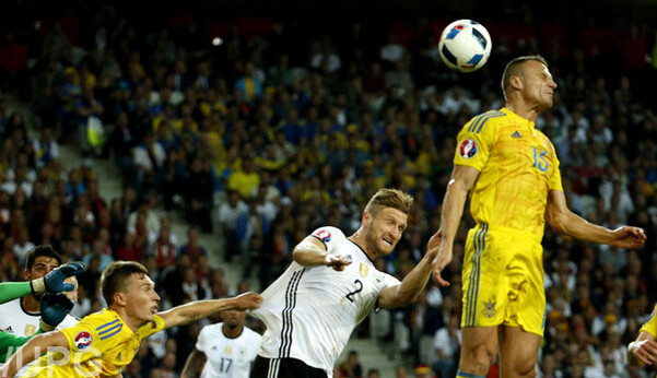 Німеччина - Україна 2:0. Хроніка матчу Євро-2016, відео голів, онлайн