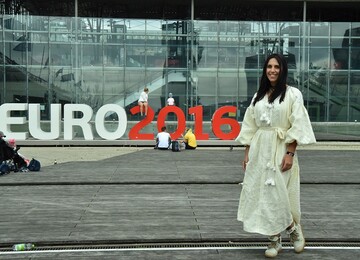 Евро-2016: появились фото звездной группы поддержки сборной Украины