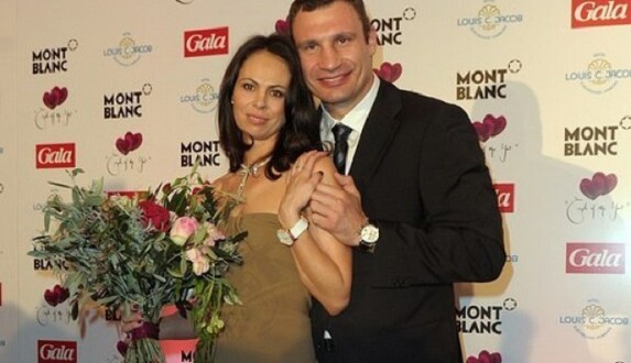 Кличко удивил необычным поступком с журналисткой: опубликовано видео