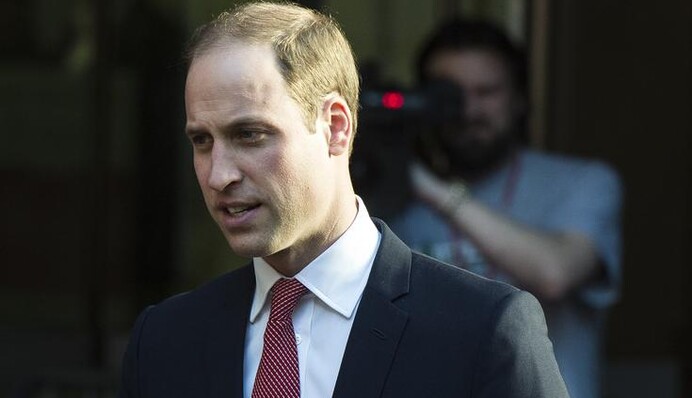 Принц Уильям попал на обложку гей-журнала: опубликовано фото