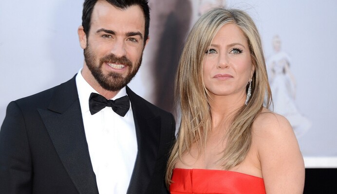 Потерявшую недавно мать звезду Голливуда заподозрили в беременности: опубликованы фото