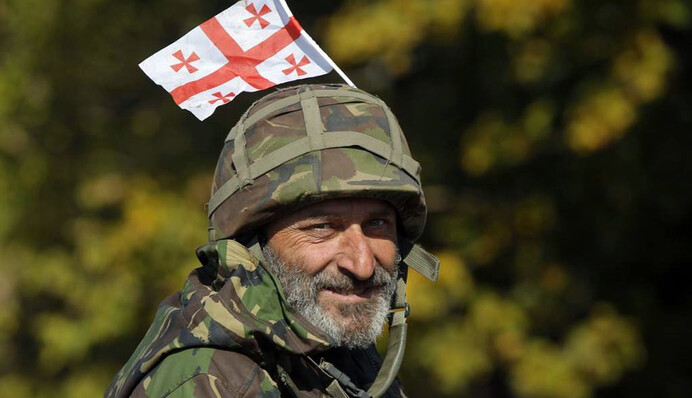 Войну на Донбассе Украина может закончить за две-три недели