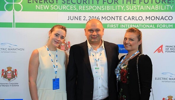 Сильно похудевший министр Януковича засветился в Европе: опубликованы фото