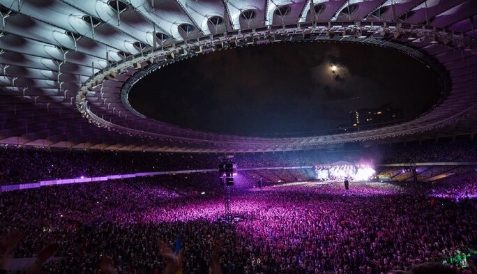 Министры и топ-артисты засветились на концерте Вакарчука в Киеве: опубликованы фото