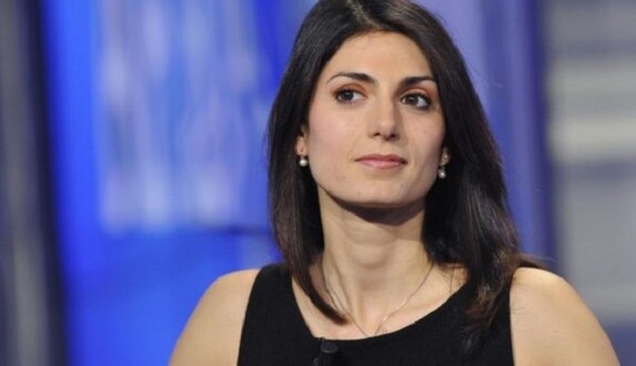 Римом впервые будет руководить женщина: сети в восторге от фото нового мэра