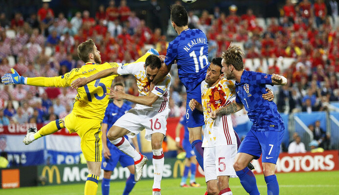 Хорватия – Испания 2:1: хроника матча Евро-2016, видео голов, онлайн