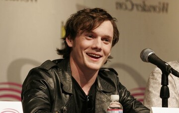 Погибший в США актер Ельчин планировал снять фильм со звездой украинского происхождения