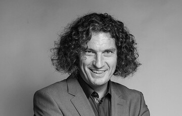 Вакарчук на концерте в Киеве почтил память Кузьмы: опубликовано видео