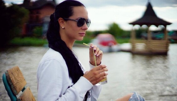 Секс-символ украинской полиции раскрылась в неожиданном амплуа: опубликовано видео