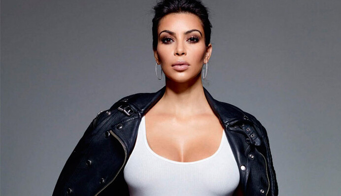 Звезда селфи порадовала фанов новым пикантным фото