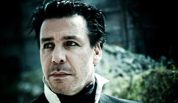 Всемирно известного металлиста подставили с Путиным