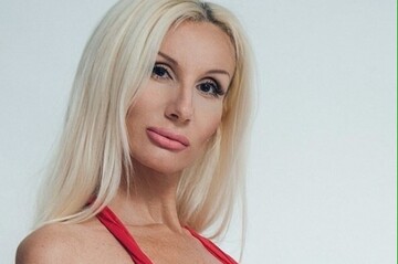 Партия пенсионеров выдвинула в Госдуму секс-бомбу: опубликованы фото и видео