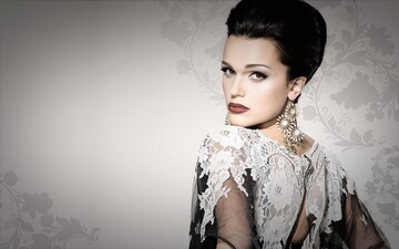 Российская поп-звезда сделала фото в трусах с Путиным