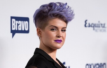 Дочь мировой рок-звезды надела вышиванку: опубликовано фото