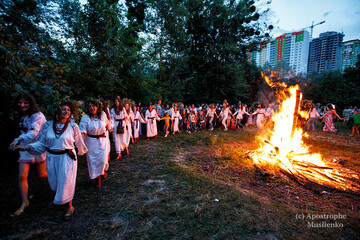 Святкування Івана Купала в "Мамаєвій Слободі", - найяскравіші фото