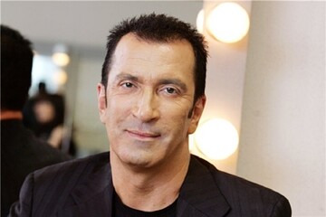 Российские певцы делают счастливые фото с 