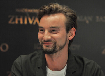 Известный украинский режиссер показал на фото свою новую любовь