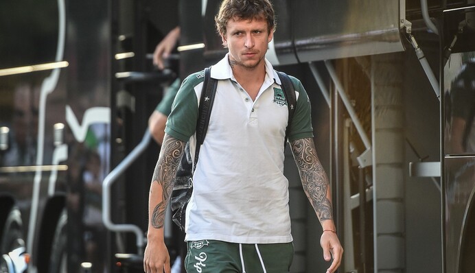 Появилось новое скандальное видео с кутежа российского футболиста