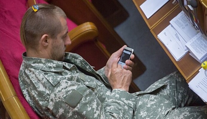 Бомж из-под Рады сдал особенности Савченко и Гаврилюка