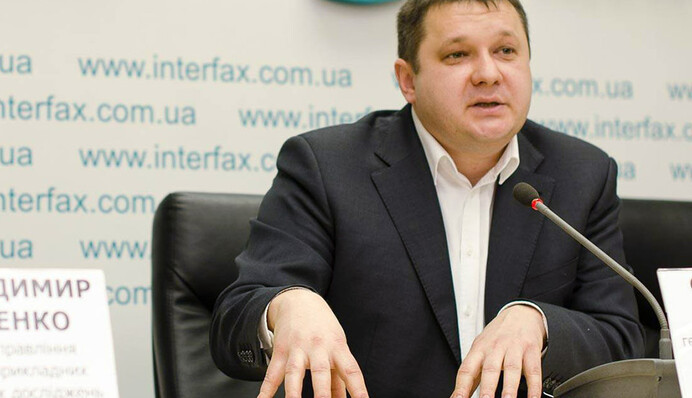 Выборы - 2016: вместо денег и продуктов украинцам раздают вилы