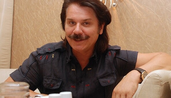 Известный украинский певец сказал, как назвал бы проспект Бандеры в Киеве