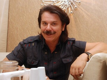 Известный украинский певец сказал, как назвал бы проспект Бандеры в Киеве