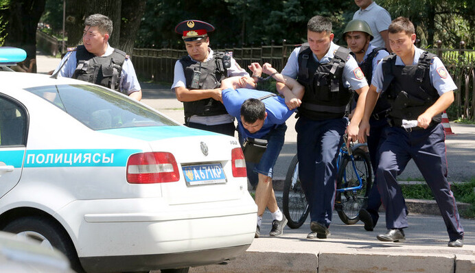 АТО в Казахстані: влада ховає голову в пісок, не помічаючи проблему радикальних ісламістів