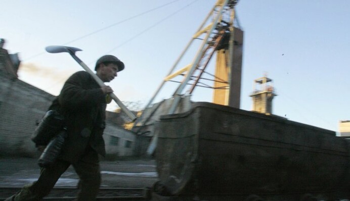 Бизнес на оккупированном Донбассе: кто, куда и сколько платит