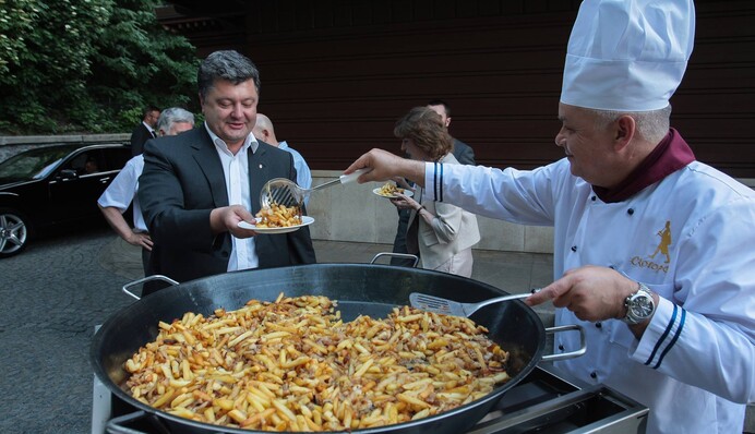 Порошенко подключили к ажиотажу вокруг новых фото с Григоришиным