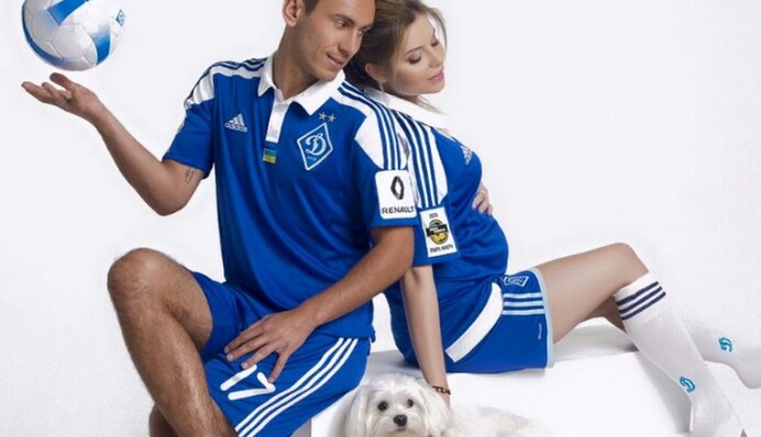 Жена киевского футболиста порадовала его фанов романтичным фото