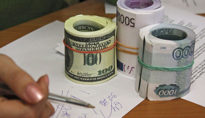 Миллионы на собачек: в чем разница между российскими и американскими чиновниками-магнатами