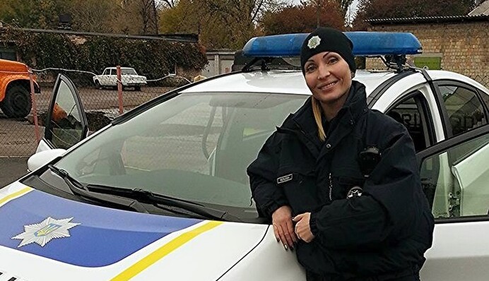 Смерть известной киевской полицейской: появились фото с похорон