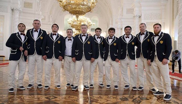 Смех над олимпийской формой РФ: у Путина дали неожиданное объяснение